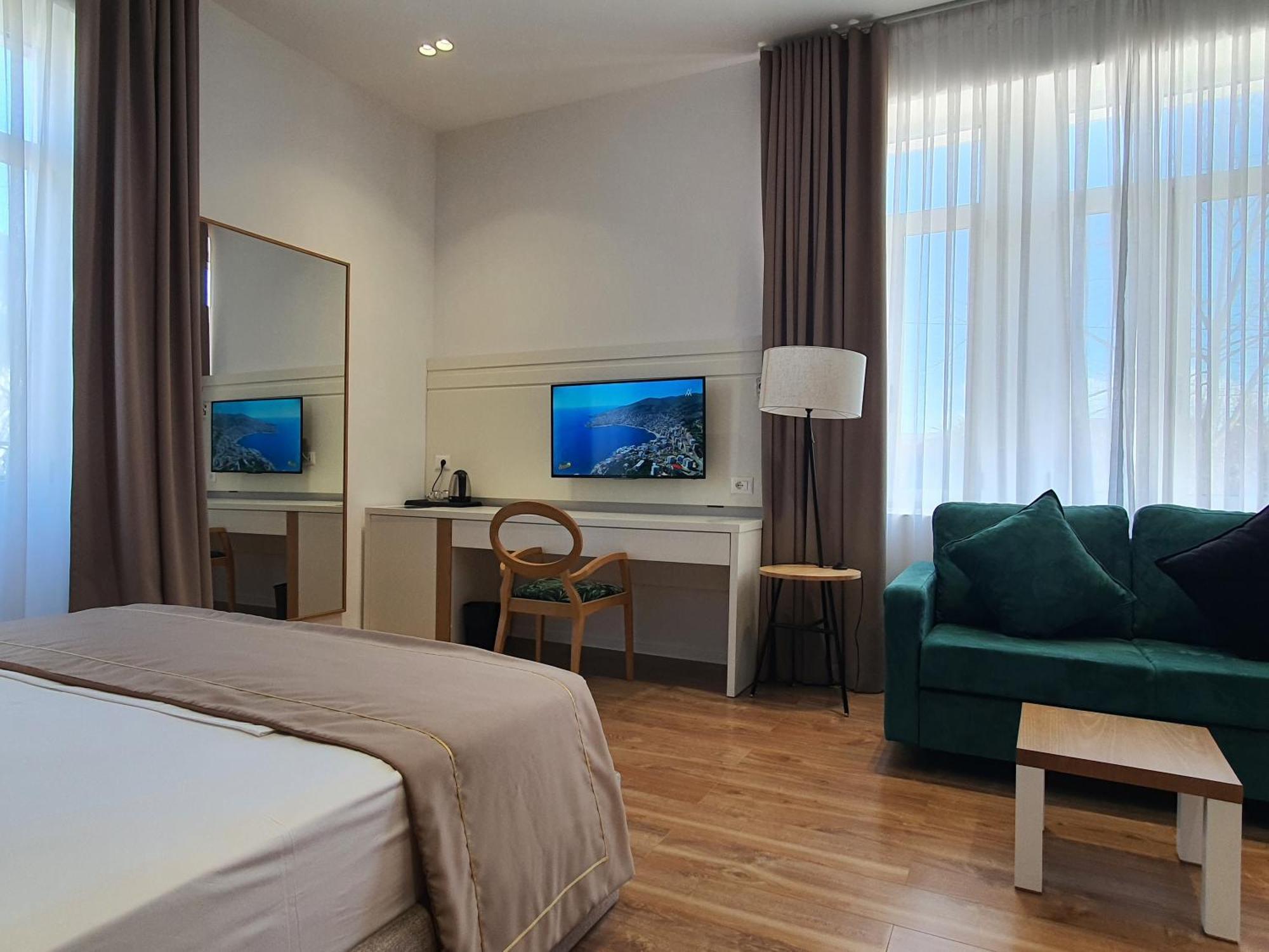 Heiress 4* Sarandë
