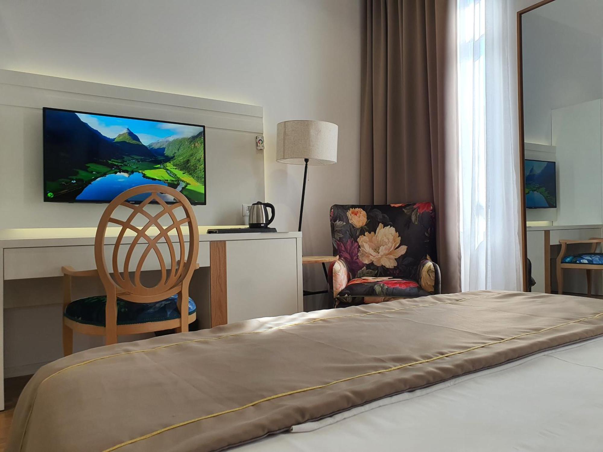 Heiress 4* Sarande